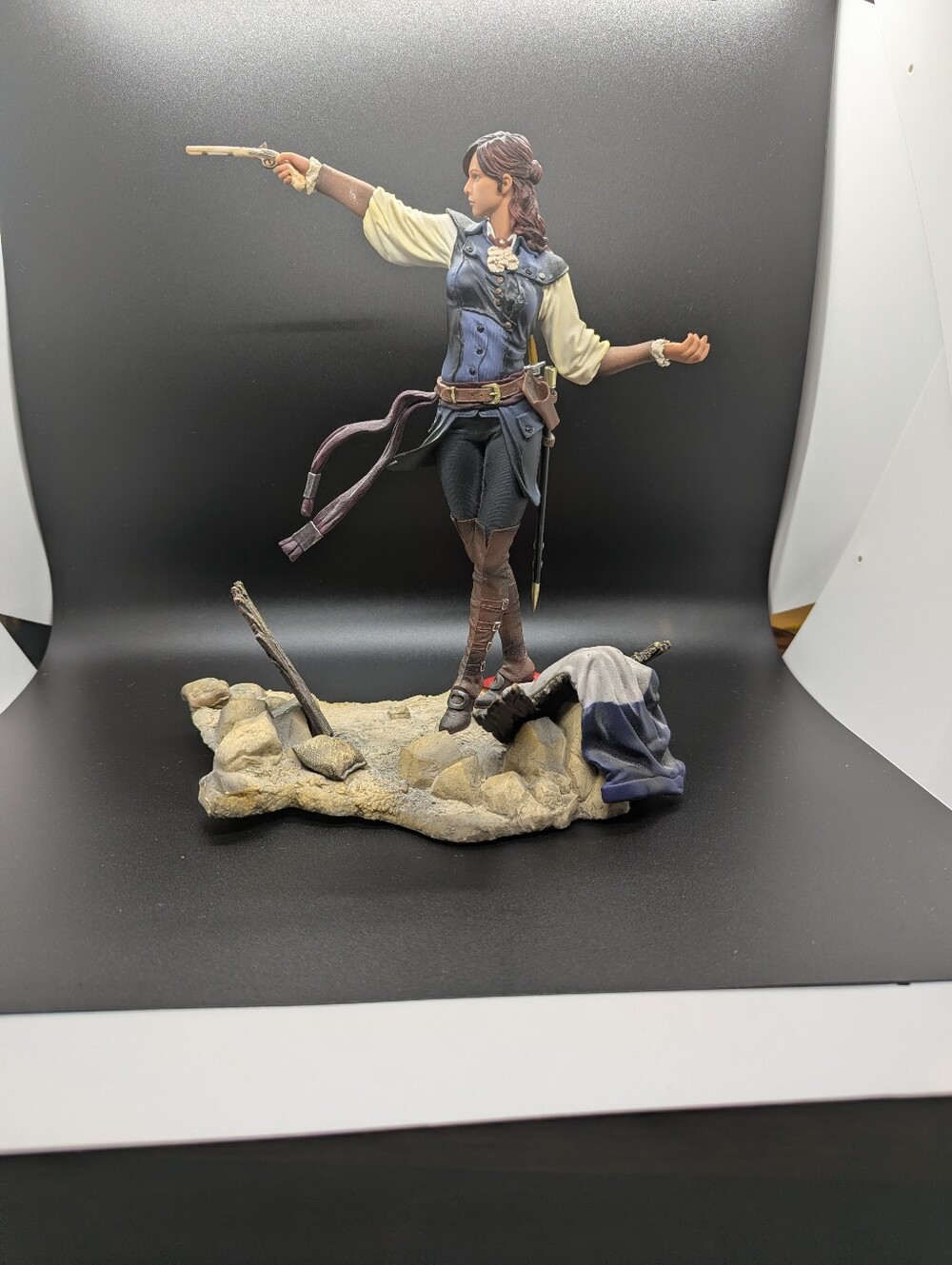 Assassins Creed Unity Elise The Fiery Templar Statue Collectible, Missing Sword